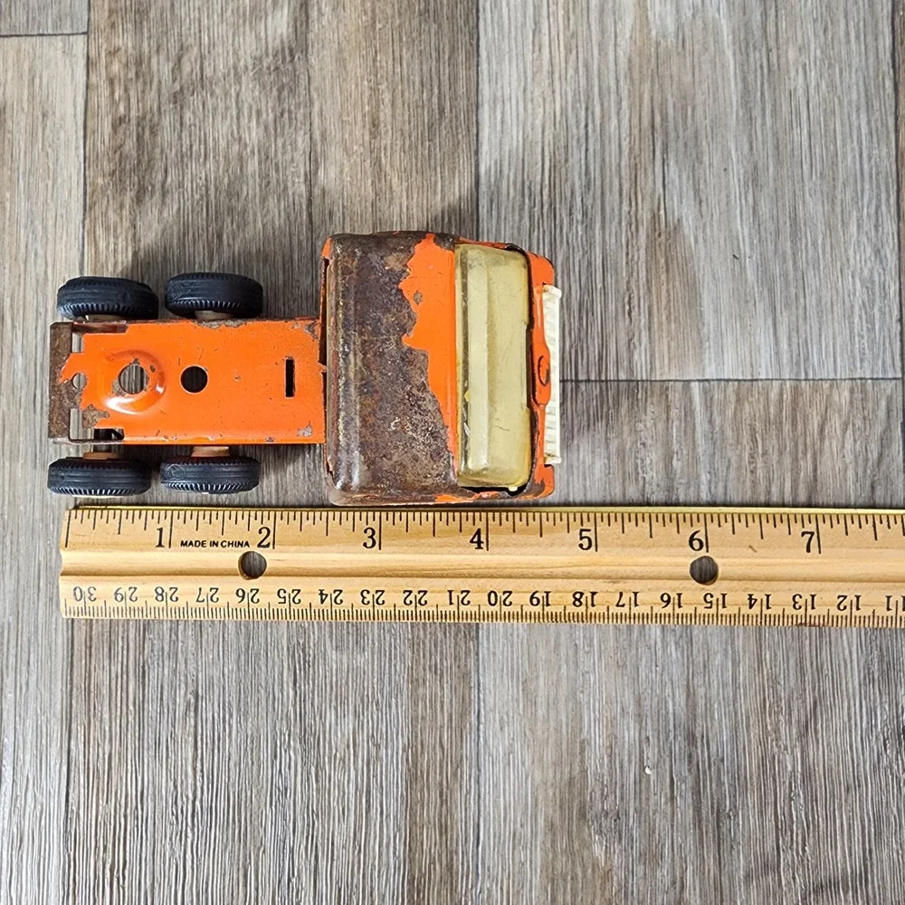 Vintage Tonka Pressed Steel Orange Cabover Semi Truck Cab 4.75